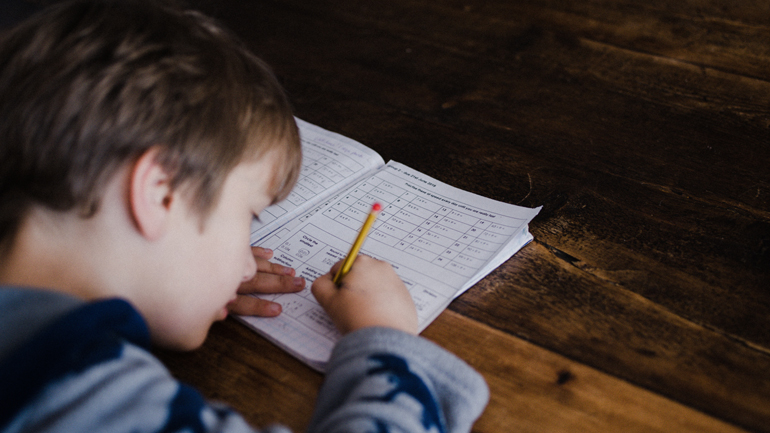 Αλβανία: 20.000 παιδιά μεγαλώνουν αναλφάβητα